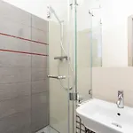 Apartamento Strzalowa By Renters *