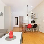 Apartamento Strzalowa By Renters *