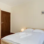 Strzalowa By Renters Apartamento *
