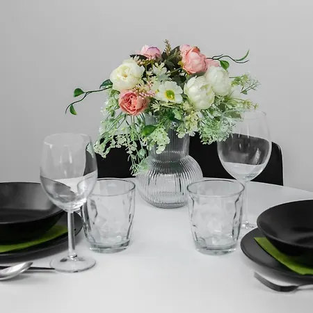 Apartment Strzalowa By Renters *