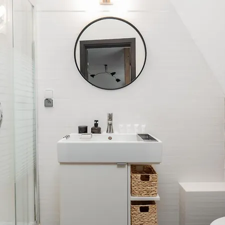 Apartamento Strzalowa By Renters *