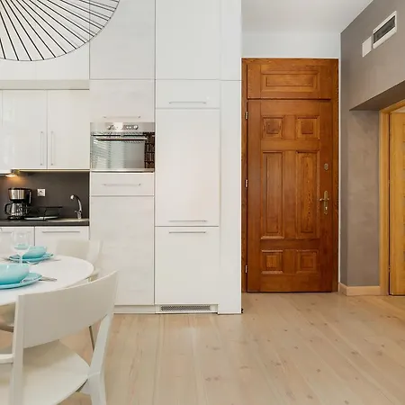 Apartamento Strzalowa By Renters