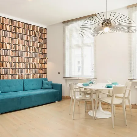 Strzalowa By Renters Appartamento