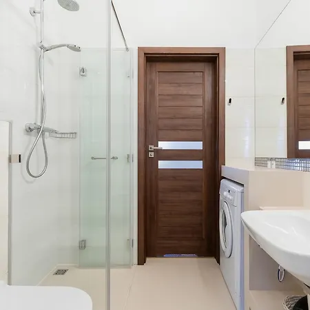 Apartment Strzalowa By Renters Posen