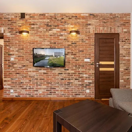 Strzalowa By Renters * Poznań