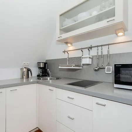 Strzalowa By Renters Apartment