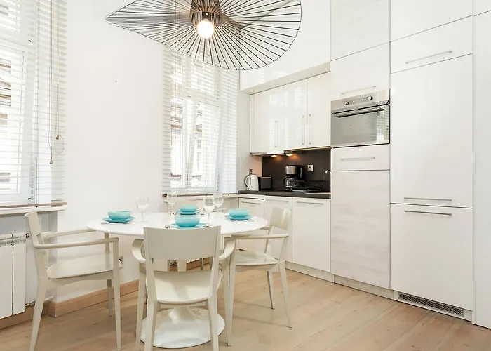 Strzalowa By Renters Apartment