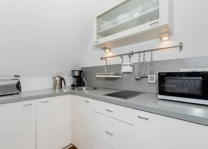 Strzalowa By Renters Apartment